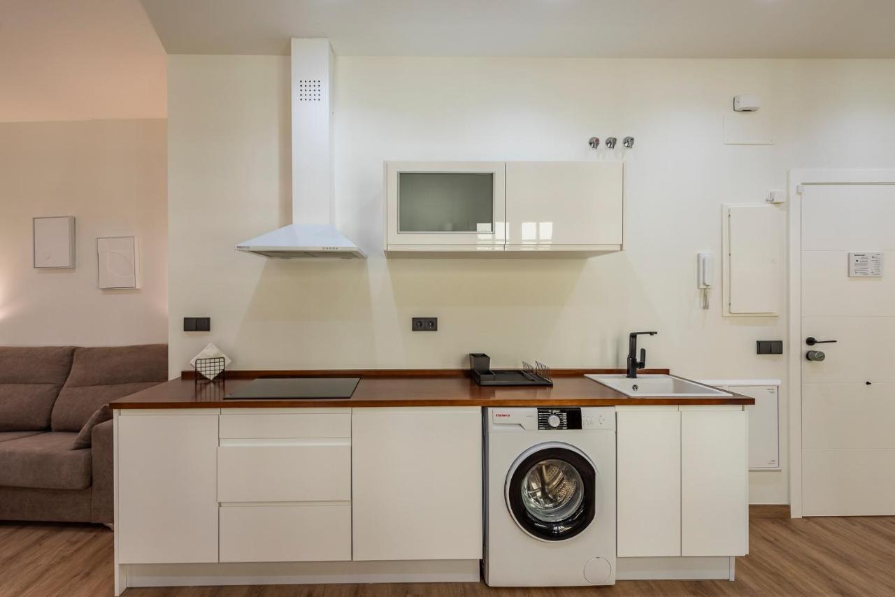 Chinitas Cathedral Apartment Malaga Bagian luar foto